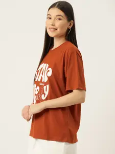 Slenor Typography Printed Drop-Shoulder Sleeves Longline T-shirt