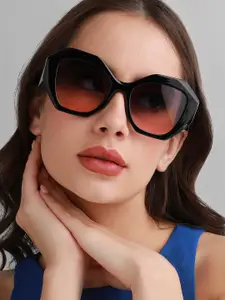 HAUTE SAUCE by  Campus Sutra HAUTE SAUCE by Campus Sutra Women Oversized Sunglasses With UV Lens AW23_HSSG2264