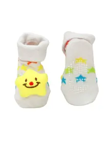 Yellow Bee Infant Boys Pack Of 2 Patterned Ankle Length Stuffed Toy Cotton Socks