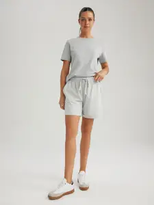 DeFacto Round Neck Pure Cotton Casual T-shirt