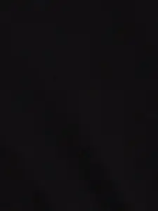 max V-Neck Short Sleeves T-shirt