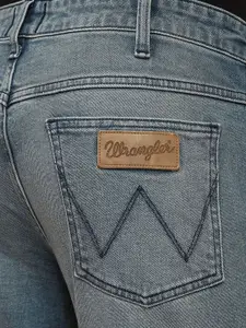 Wrangler Men Skanders Slim Fit Heavy Fade Stretchable Jeans