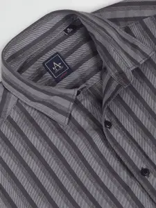 Arrow Sport Vertical Stripes Twill Casual Shirt