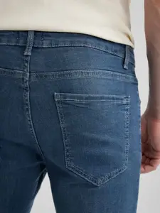 DeFacto Men Mid-Rise Whiskers & Chevrons Stretchable Jeans