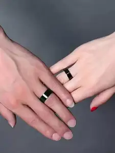 KRYSTALZ Set Of 2 Stainless Steel Couple Band Rings