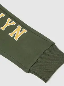 max Boys Typography Printed Pure Cotton Jogger