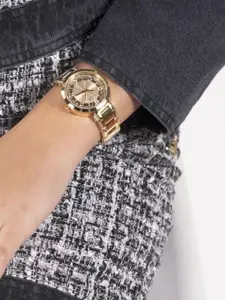 GUESS Women Embellished Dial & Stainless Steel Straps Analogue Watch GW0470L2