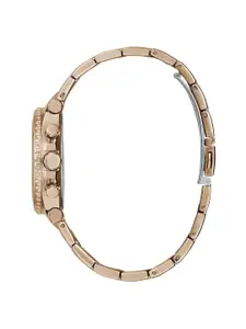 GUESS Women Stainless Steel Bracelet Style Straps Analogue Chronograph Watch GW0465L2