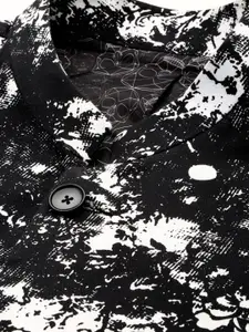 SHOWOFF Abstract Printed Mandarin Collar Slim-Fit Bandhgala Cotton Blazer