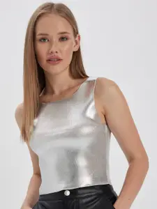 DeFacto V-Neck Crop Top