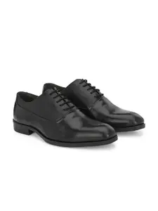 San Frissco Men Textured Leather Formal Oxfords