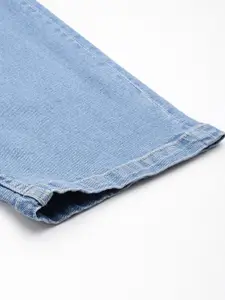 Roadster Women Loose Fit Mid-Rise Light Fade Stretchable Jeans