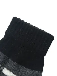 LOOM LEGACY Men Patterned Winter Acrylic Gloves