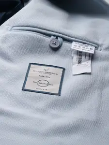 Blackberrys Slim Fit Notched Lapel Single-Breasted Blazer