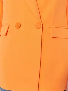 Trendyol Double-Breasted Notched Lapel Collar Casual Blazer