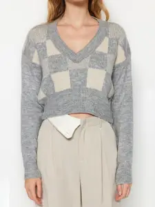 Trendyol V-Neck Checked Crop Pullover Sweaters