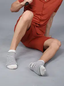 Dollar Socks Men Pack Of 3 Assorted Shoe Liners-Length Socks