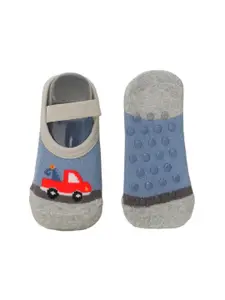 Yellow Bee Boys Pack Of 2 Car & Lion Printed Ankle Length Socks