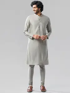 KISAH Men Ethnic Seft Design Kurta & Indowestern Sherwani With Churidar