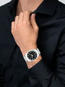 LOREM Men Stainless Steel Bracelet Style Straps Analogue And Digital Watch