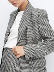 MANGO Houndstooth Design Blazer