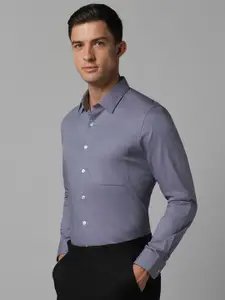Louis Philippe Slim Fit Spread Collar Cotton Formal Shirt