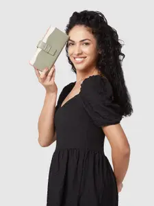 Globus Women Colourblocked Zip Around Wallet