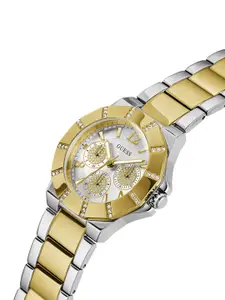 GUESS Women Dial & Stainless Steel Bracelet Style Straps Analogue Watch GW0616L2