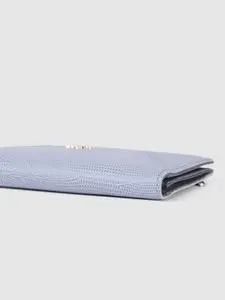 Baggit Women Textured Two Fold Wallet