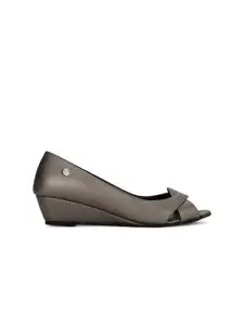 Bata Path Textured Wedge Pumps