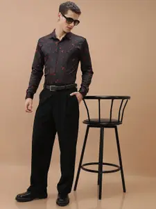 HIGHLANDER Black Slim Fit Abstract Printed Casual Shirt