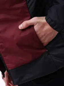 The Indian Garage Co Colourblocked Mock Collar Puffer Jacket