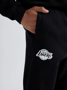 DeFacto Men Printed Trousers