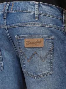Wrangler Men Skanders Slim Fit Low-Rise Clean Look Light Fade Cotton Stretchable Jeans