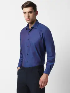 Van Heusen Spread Collar Pure Cotton Formal Shirt