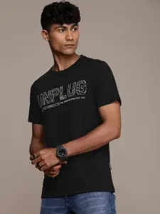 Roadster Men Typography Printed Pure Cotton T-shirt