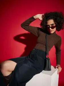 SASSAFRAS Cable Knit Turtle Neck Acrylic Pullover Sweater