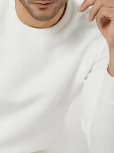 Mufti Round Neck Long Sleeves Pullover Sweatshirt