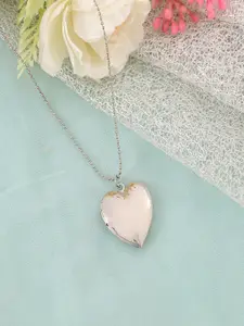 UNIVERSITY TRENDZ Silver-Plated Heart Locket Pendant With Chain