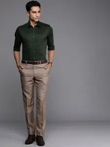 Raymond Solid Slim Fit Pure Cotton Formal Shirt