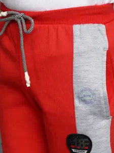 V-Mart Boys Colourblocked Cotton Mid Rise Joggers