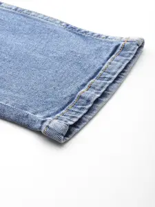 The Roadster Lifestyle Co. Men Slim Fit Light Fade Stretchable Jeans