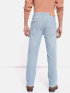 The Roadster Life Co. Men Mid-Rise Light Fade Stretchable Jeans