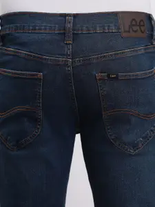 Lee Men Slim Fit Mid-Rise Clean Look Light Fade Stretchable Jeans