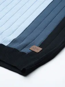 Roadster Men Colourblocked Cotton Pullover