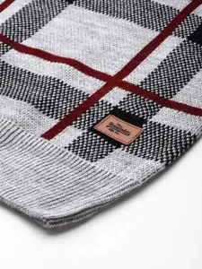 Roadster Men Checked Acrylic Pullover Sweater