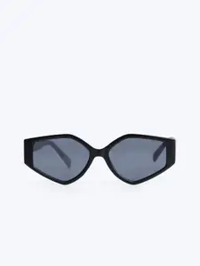 Snitch Men Black Fashion with UV Protected Lens Oval Sunglass SN0005