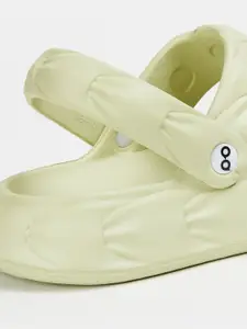 Ginger by Lifestyle Women Textured Slip-On Flip Flops