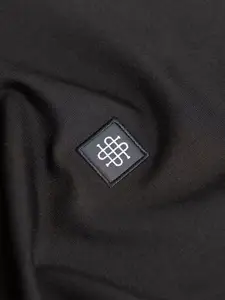 Snitch Black Round Neck Long Sleeves Pullover