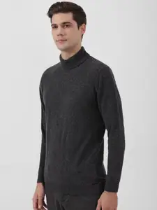 Peter England Casuals Turtle Neck Woollen Pullover